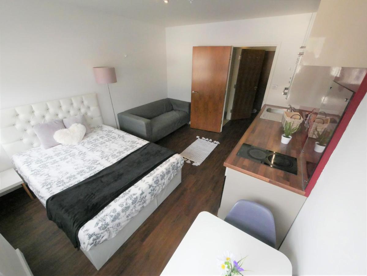 Hill House Holiday Apartments Bournemouth Bagian luar foto