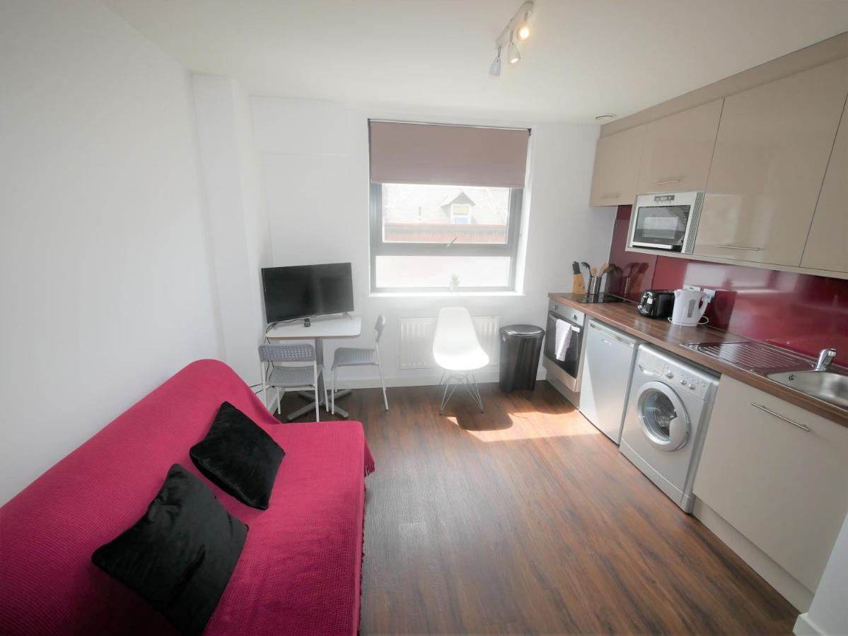 Hill House Holiday Apartments Bournemouth Bagian luar foto