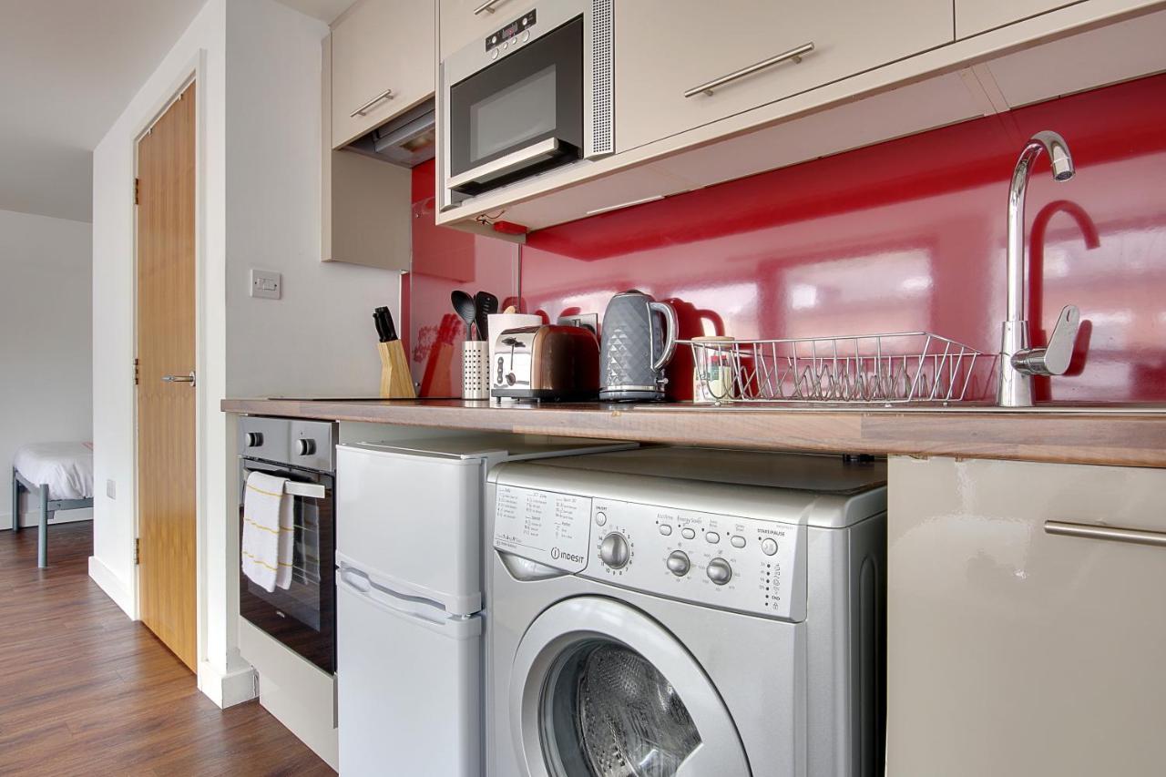 Hill House Holiday Apartments Bournemouth Bagian luar foto