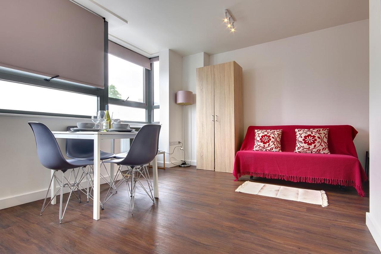 Hill House Holiday Apartments Bournemouth Bagian luar foto