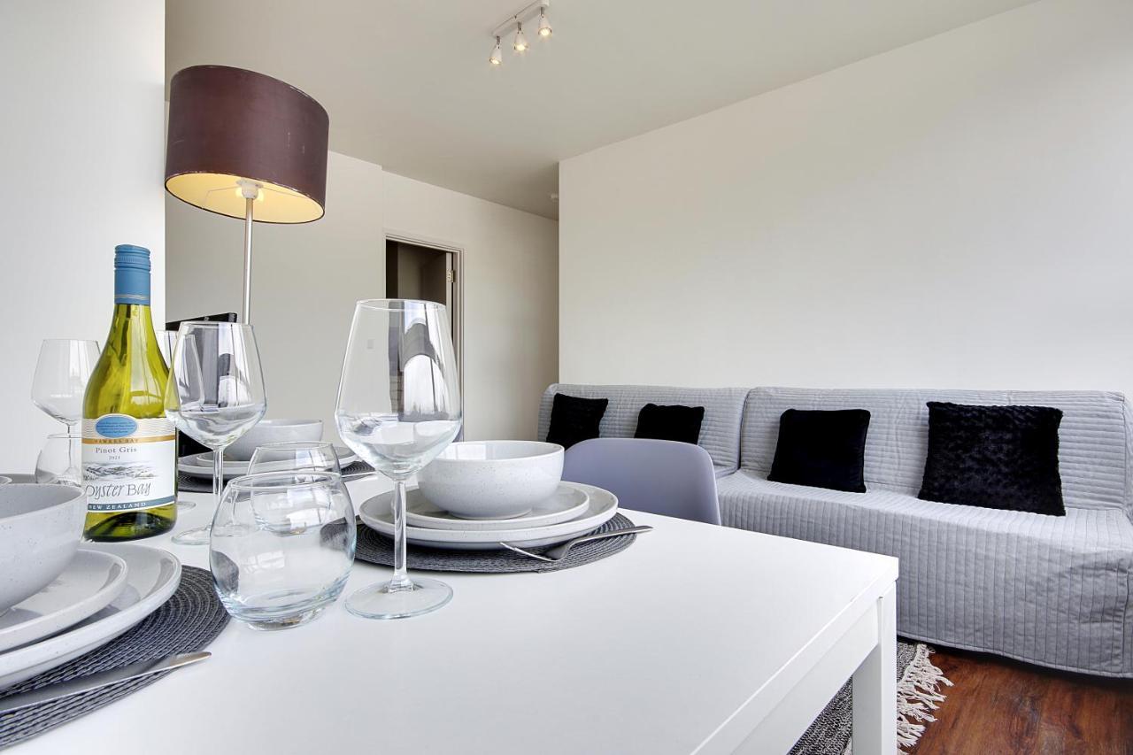 Hill House Holiday Apartments Bournemouth Bagian luar foto