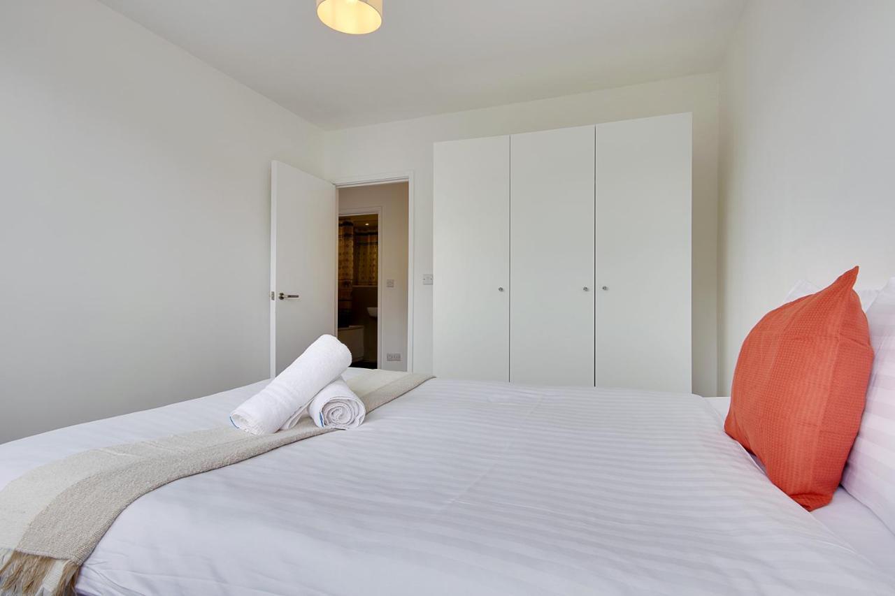 Hill House Holiday Apartments Bournemouth Bagian luar foto