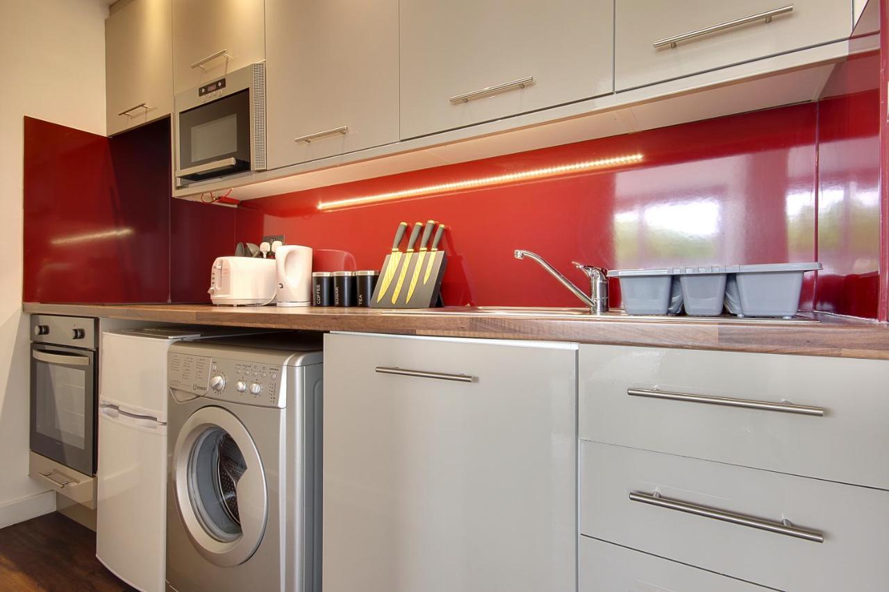 Hill House Holiday Apartments Bournemouth Bagian luar foto