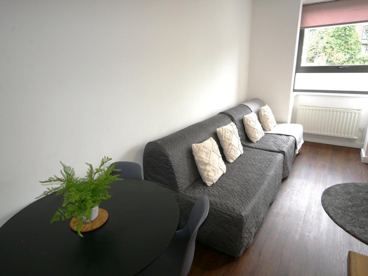Hill House Holiday Apartments Bournemouth Bagian luar foto