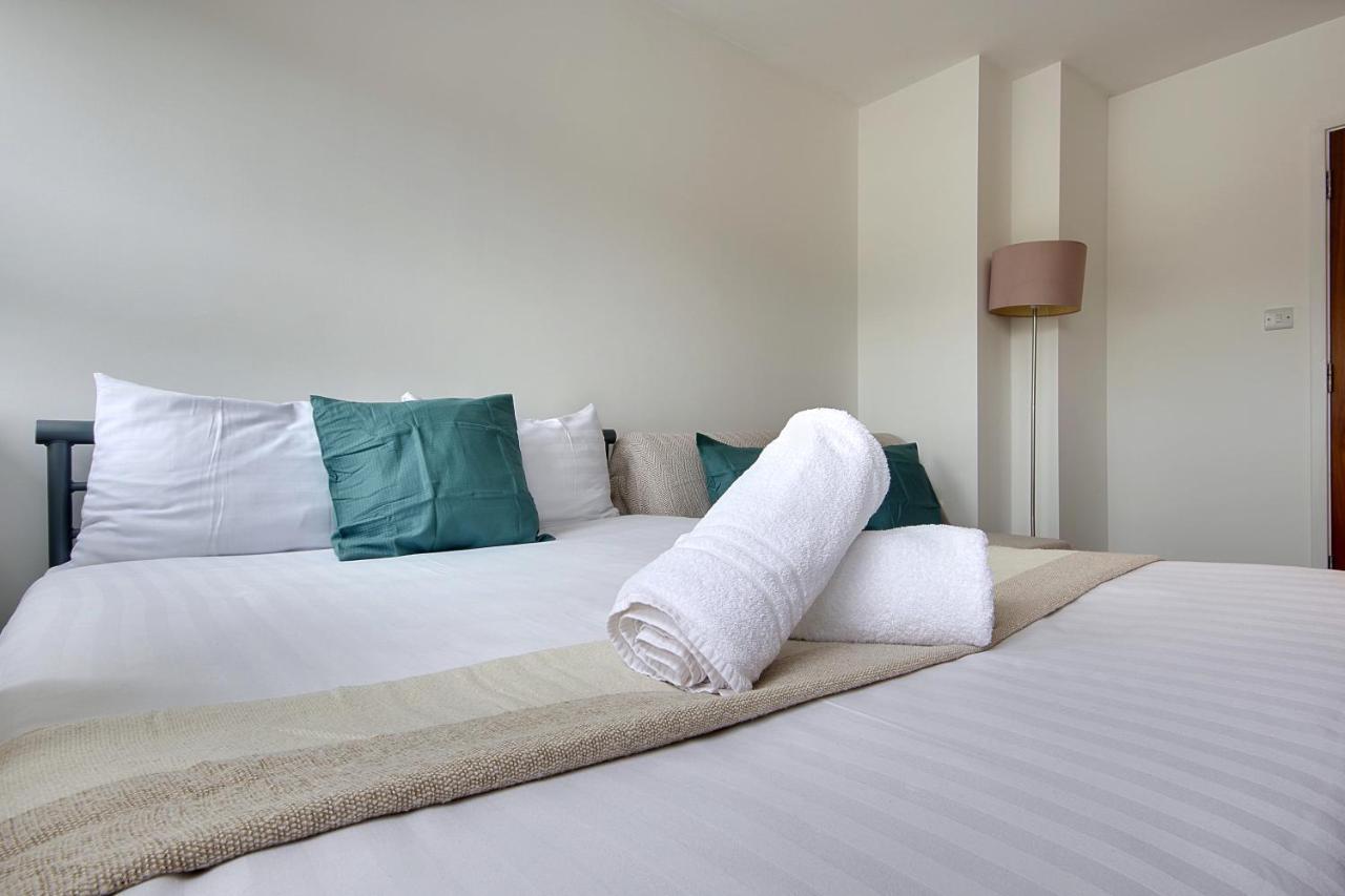 Hill House Holiday Apartments Bournemouth Bagian luar foto