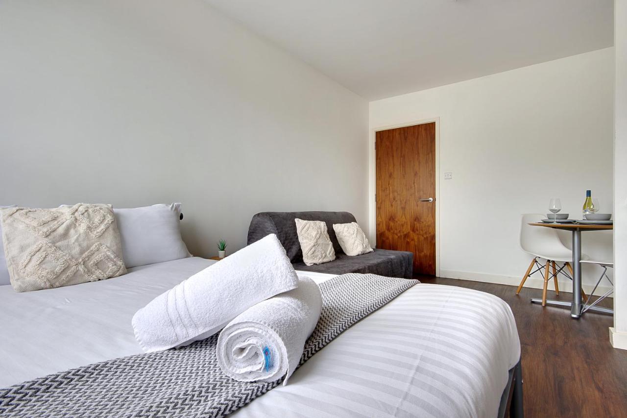 Hill House Holiday Apartments Bournemouth Bagian luar foto