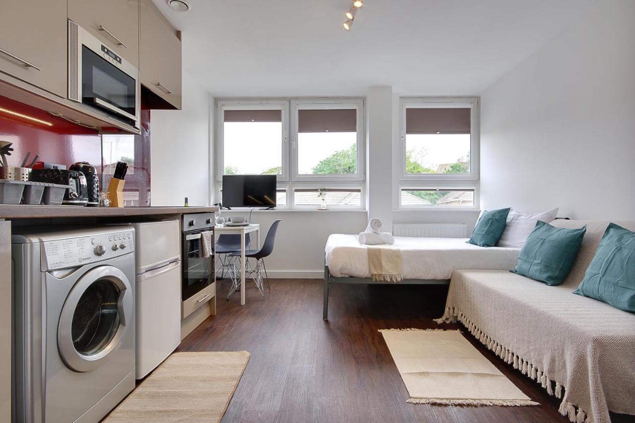 Hill House Holiday Apartments Bournemouth Bagian luar foto