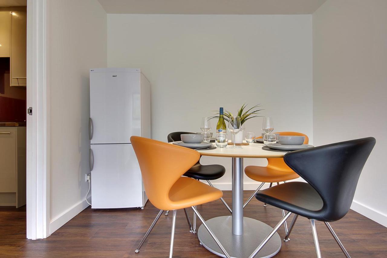 Hill House Holiday Apartments Bournemouth Bagian luar foto